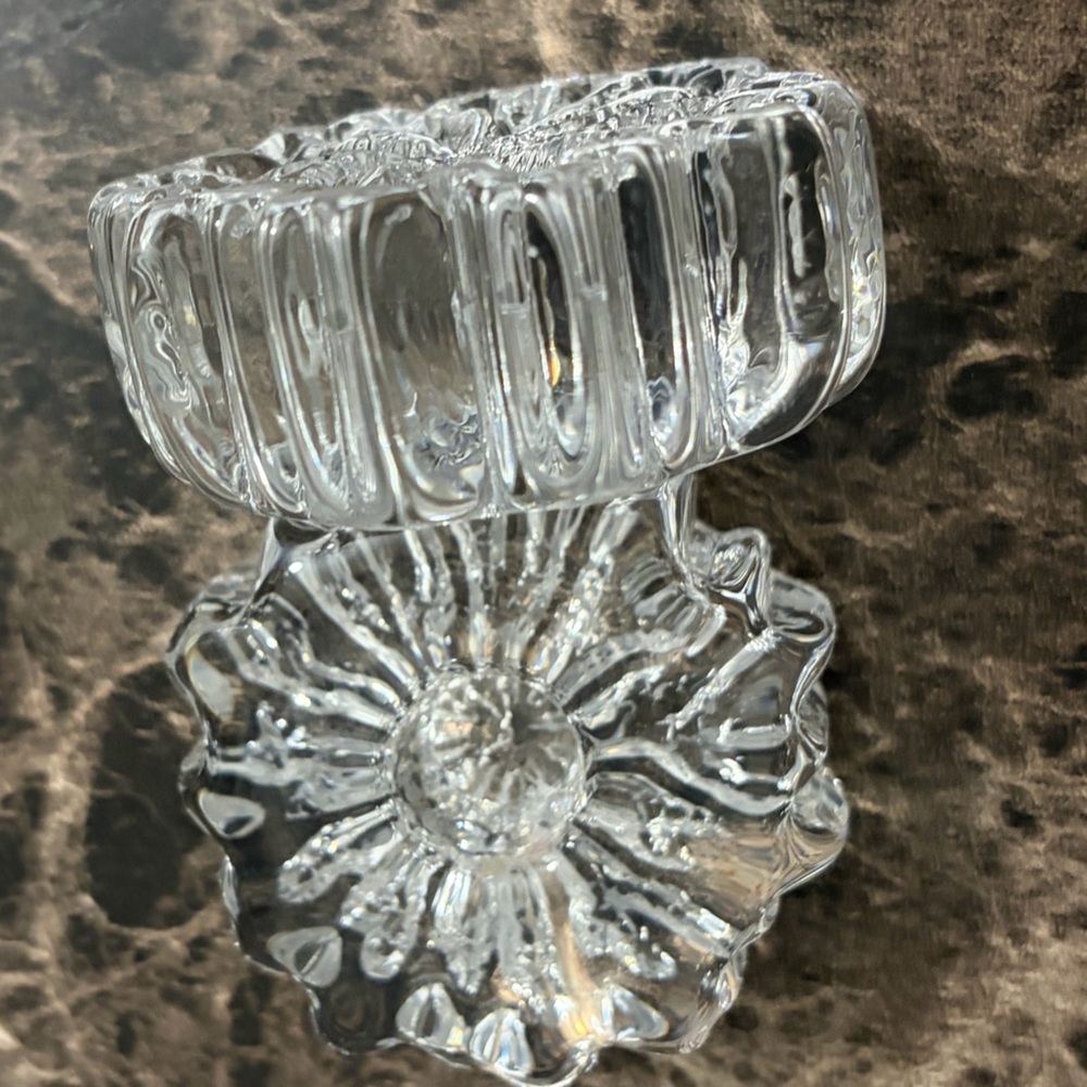 Set 2 Clear Glass Long Taper Candle Holders Floral Starburst Tea Light Decor - Picture 13 of 16